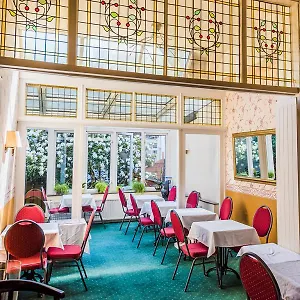 https://sander.utrechthotels.net