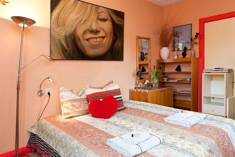 Xaviera'S Bed And Breakfast Amsterdam Frühstückspension